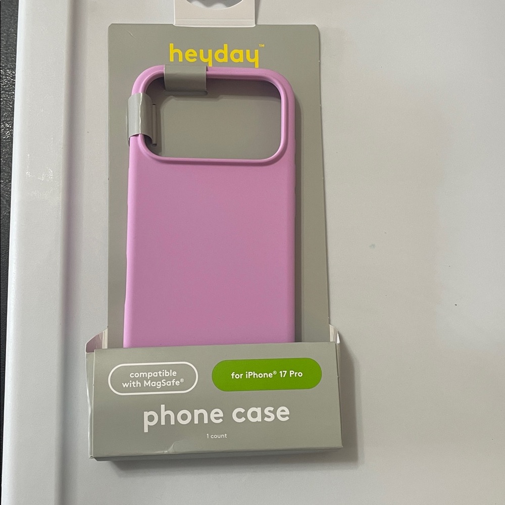heyday bright lilac silicone  iPhone 17 Pro case NEW